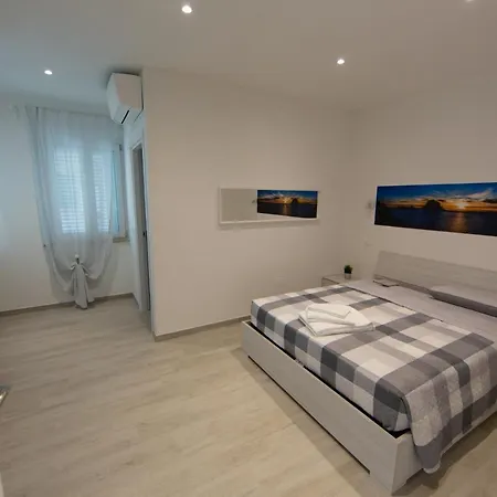 Aria Di Mare Bed & Breakfast *
